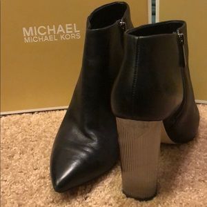 Michael Kors 2018 Paloma booties